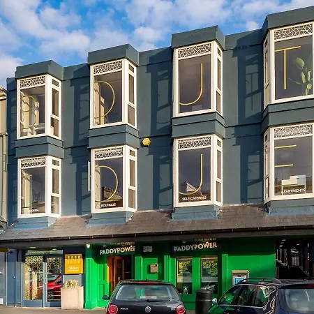 Dom wakacyjny The Penthouse, Clifden Boutique Apartment