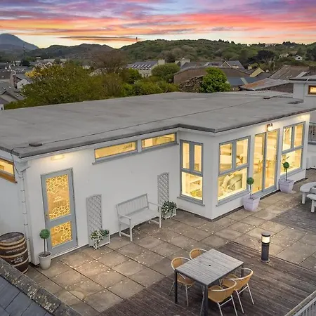 The Penthouse, Clifden Boutique Apartment *